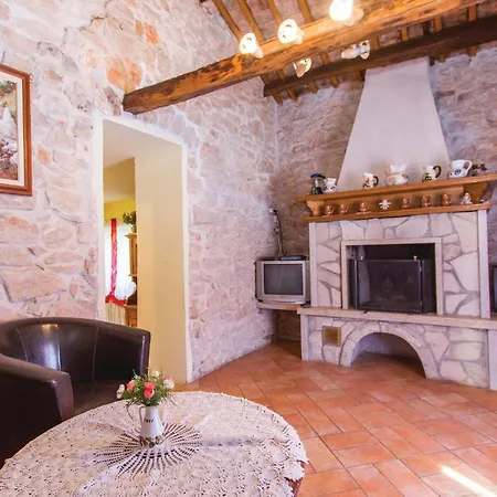 Svmartin Croatia Tatil Evi Martinski