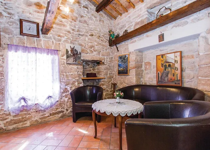 Svmartin Croatia 펜션 Martinski